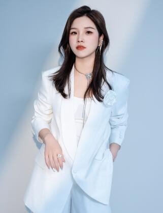 无锡佐依化妆培训学校-俞雅婷